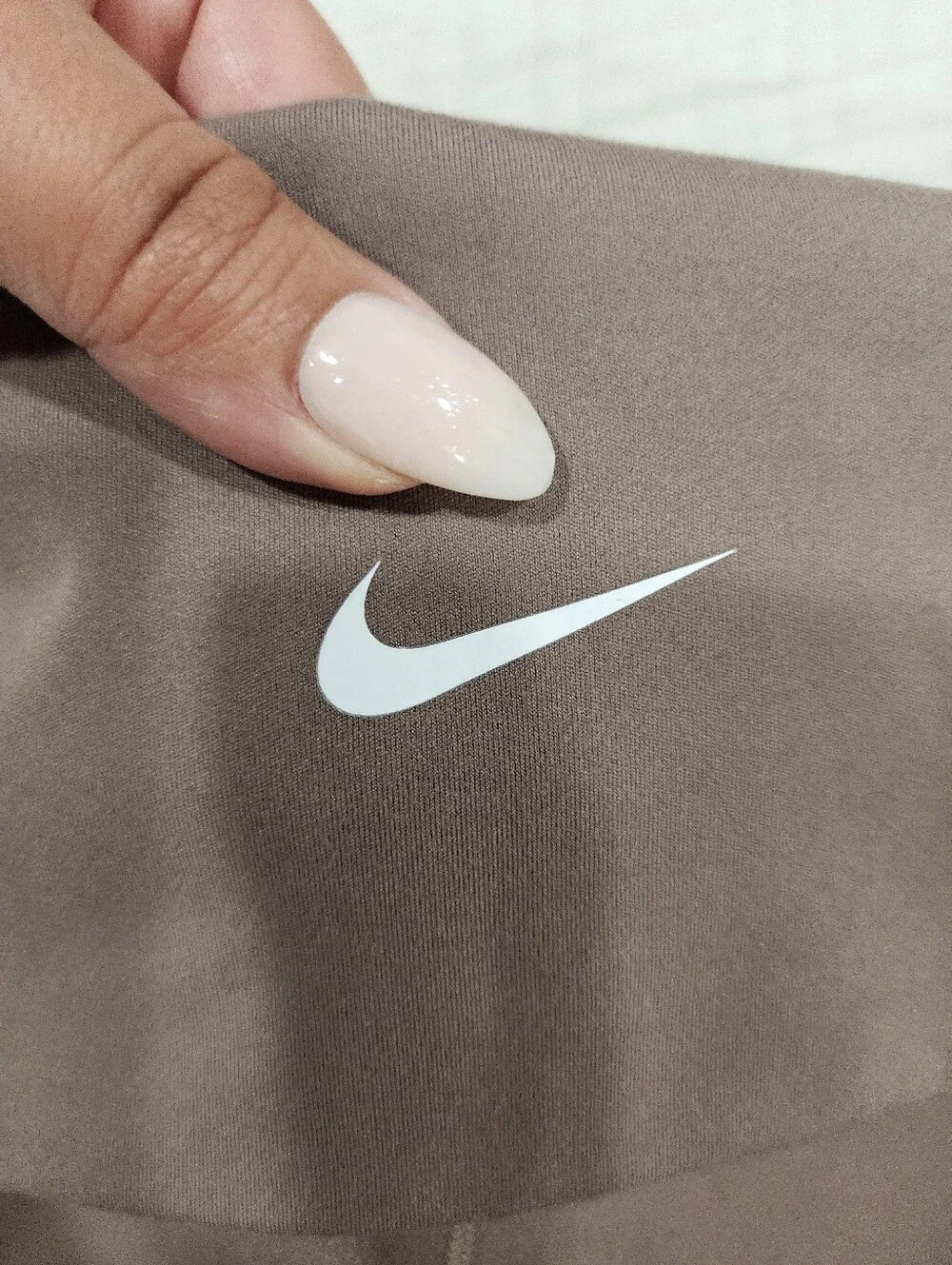 Nike One Dri-FIT High-Waisted Fold-Over Flared Leggings Mink Brown Medium M - Picture 7 of 16